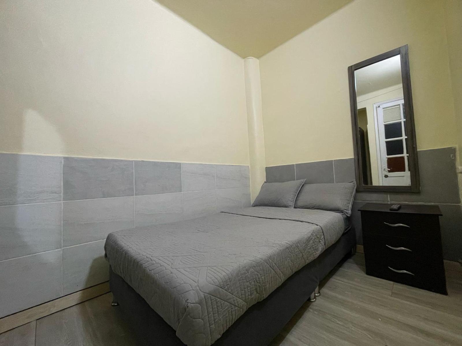 Hostel Quinta Camacho Bogota Ngoại thất bức ảnh